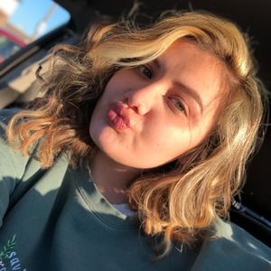 Meet your Posher, Bethie